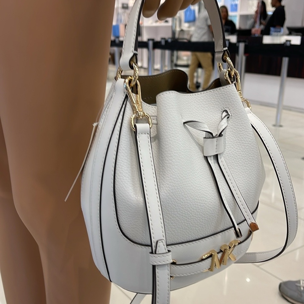 MICHAEL KORS 
Reed Medium Pebbled Leather Bucket Bag Satchel Crossbody Handbag - Picture 10 of 16